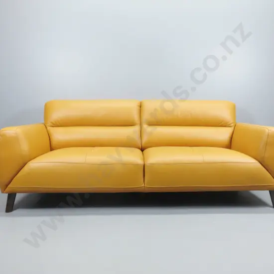Vivin mustard leather upholstered contemporary 3 seater settee - pristine condition H-800 W-2120 D-900