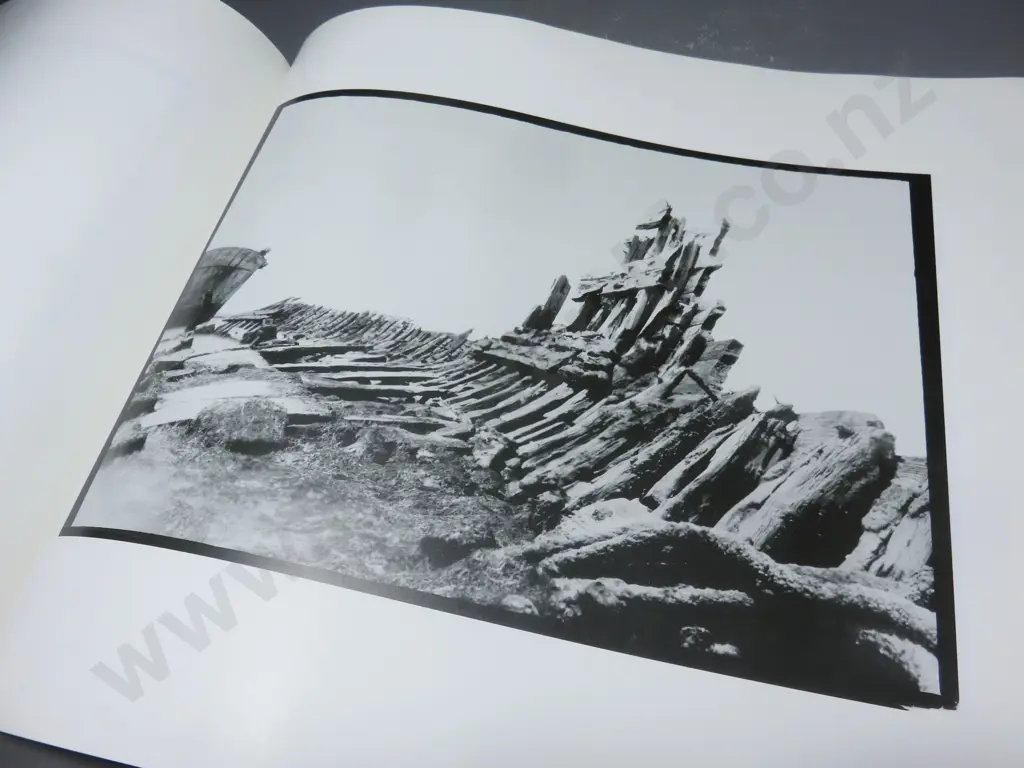 2002 Gallery Exhibition titled “Au Bord De L’irreel Image 1++