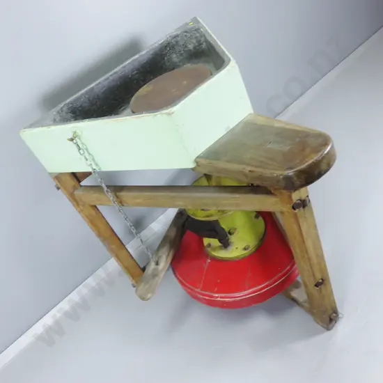 Important 1960’s potter’s wheel to a Bernard Leach design