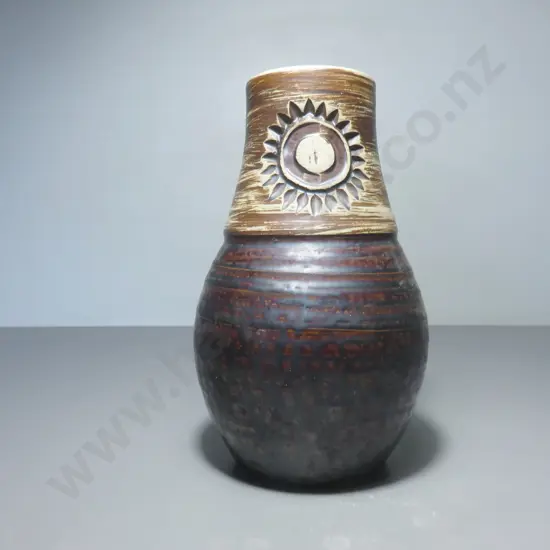 Vintage Purbeck pottery textured Vase by Eddie Goodall.