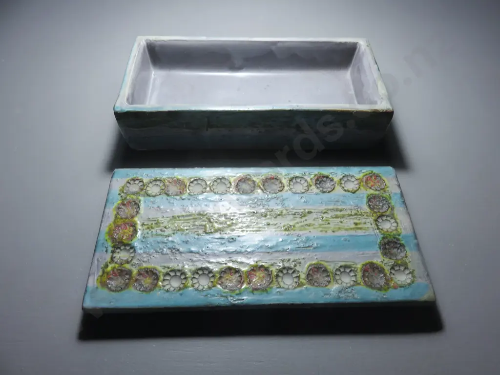 Important mid-century Aldo Londi for Bitossi of Italy lidded box Image 1++