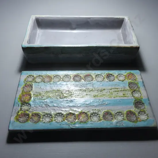 Important mid-century Aldo Londi for Bitossi of Italy lidded box