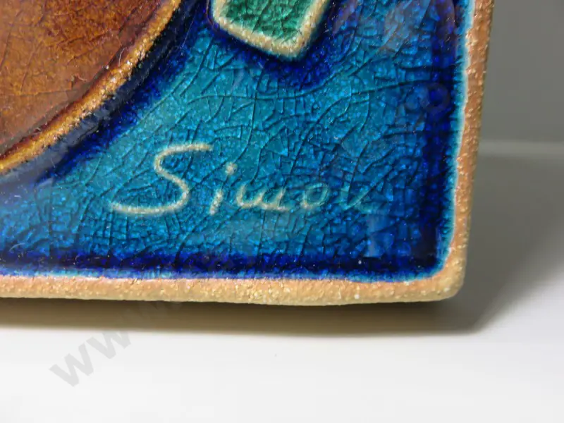 Scandinavian stoneware wall plaque from the Danish studio of Søholm Image 1++