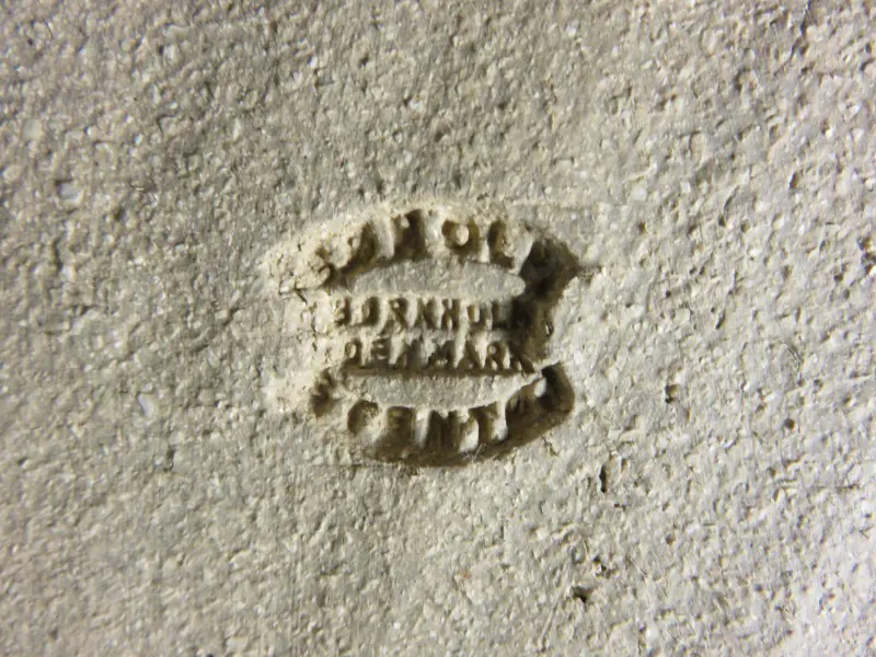 Vintage pottery Scandinavian wall plaque from the Danish studio of Søholm Image 1++