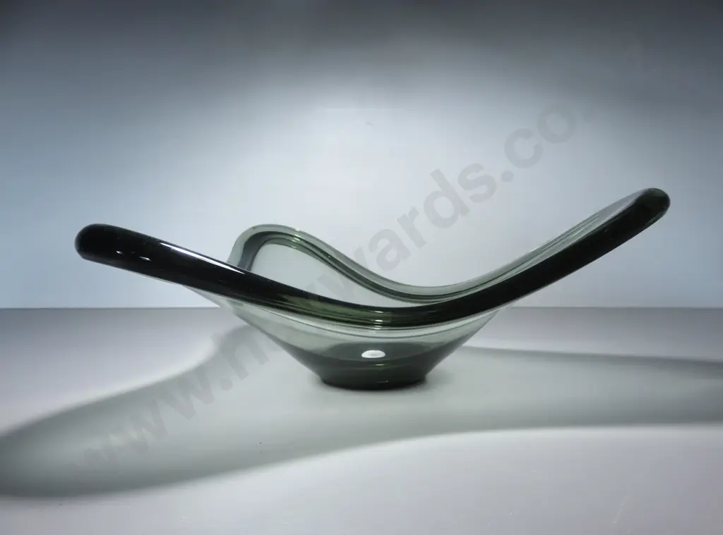 Huge Per Lütken for Holmegaard of Denmark Art glass Tricorn Bowl Image 1++