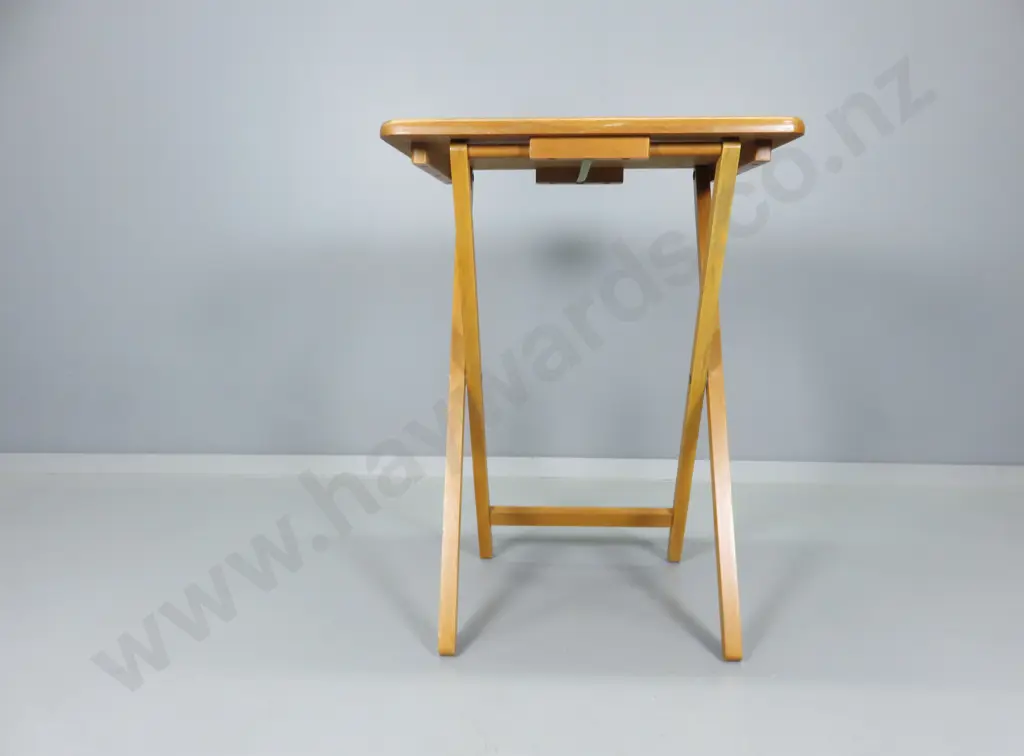 Folding occasional Table Image 1++