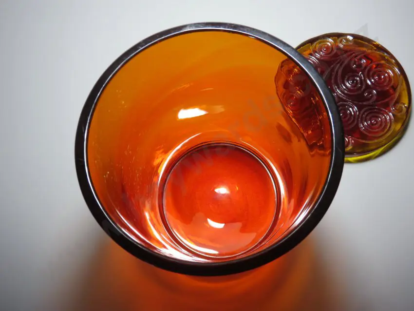 Early blenko art glass “Tobacco Jar” Image 1++