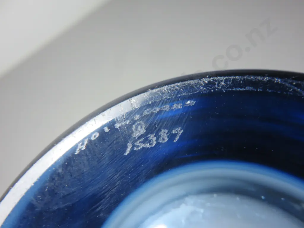 Large mid-century Per Lütken for Holmegaard of Demark Cylindrical vase Image 1++
