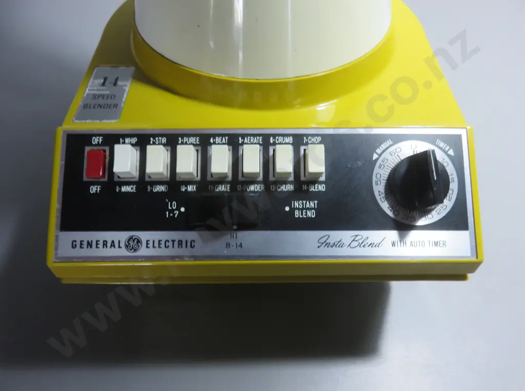 Vintage “Insta Blend” General Electric Blender Image 1++