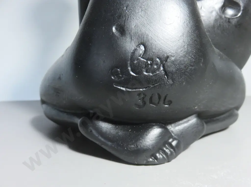 Large Black Lady Plaster Figure Image 1++
