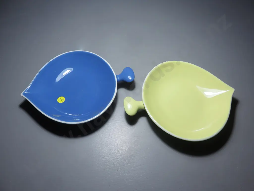 Pair of Stig Lindberg for Gustavsberg of Sweden mid-century dishes Image 1++