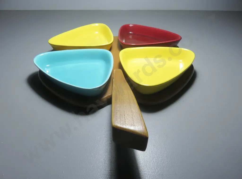 Mid-century Scandinavian nibbles platter by Swedish studio Jie Keramik Image 1++