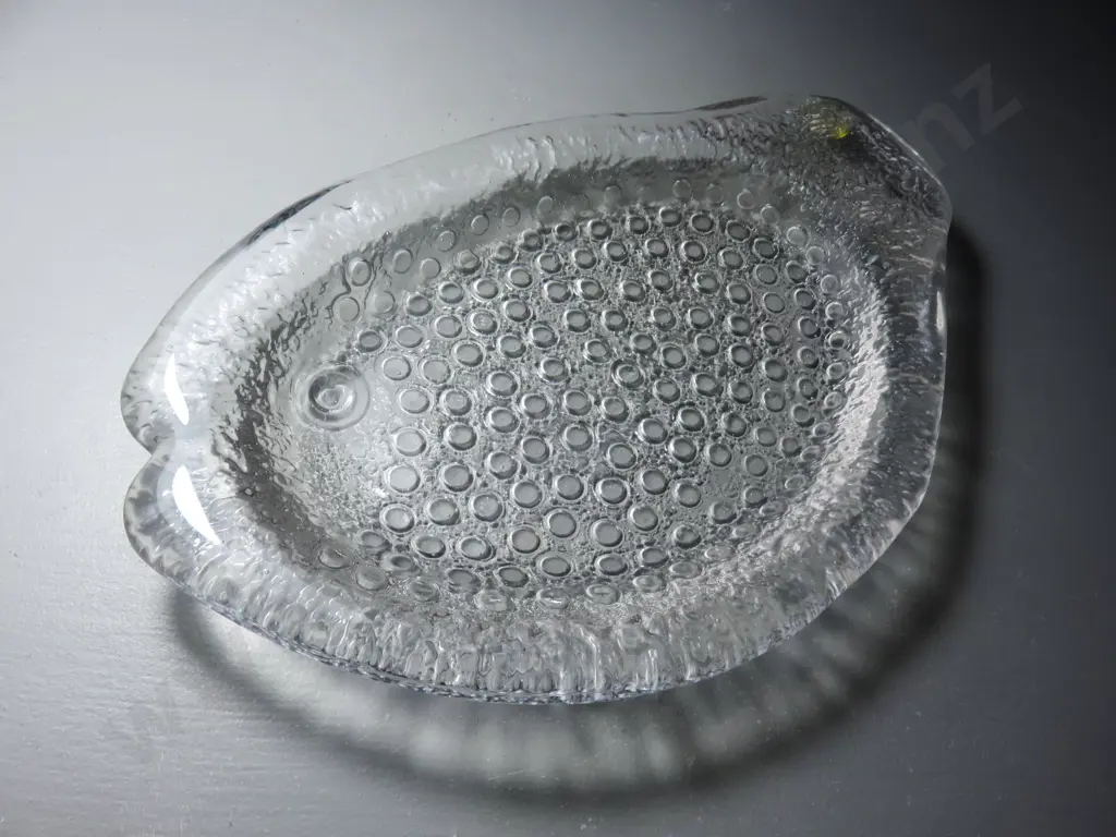 Vintage Pukeberg of Sweden Glass fish Platter Image 1++