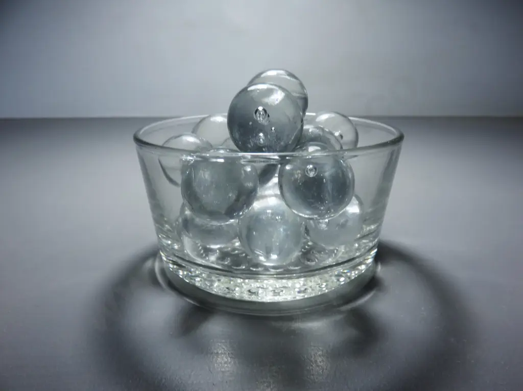 Iittala of Finland Kastehelmi (dewdrop) glass bowl Image 1++