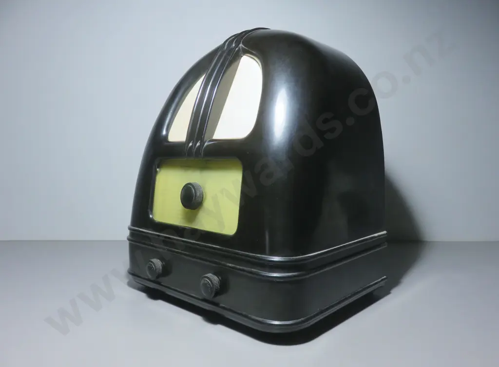 Philco 444 "People's Set" Radio (1936) Image 1++