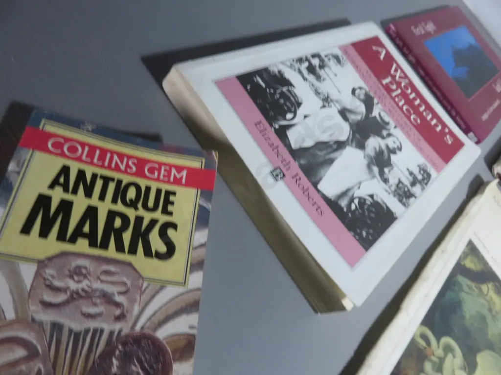 Selection of various Art Books Image 1++