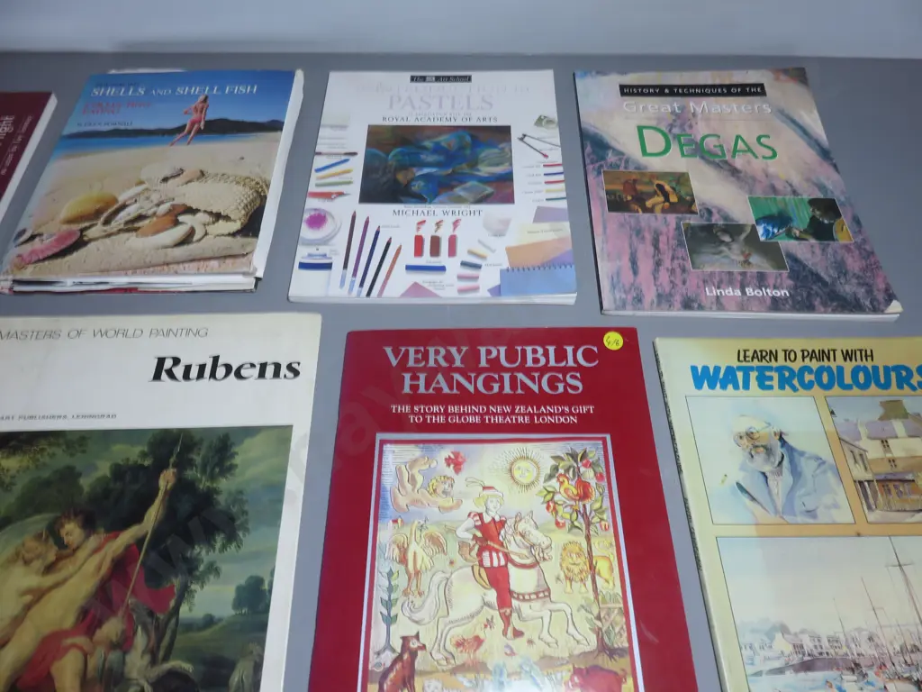 Selection of various Art Books Image 1++