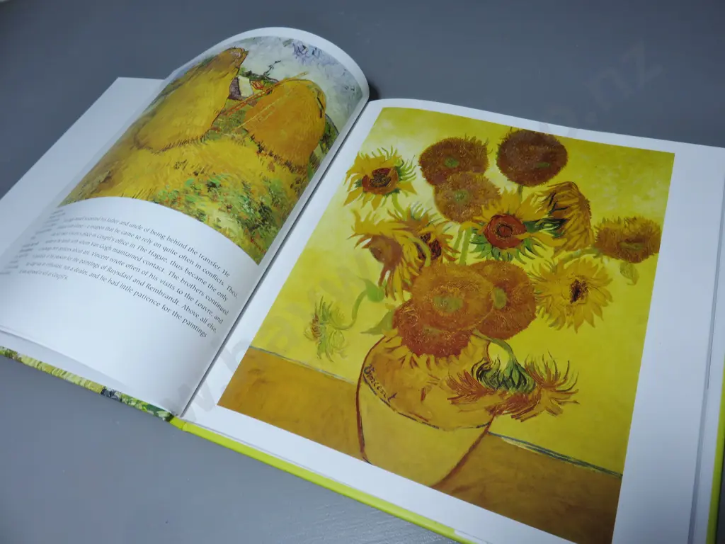 Trio of art books Image 1++