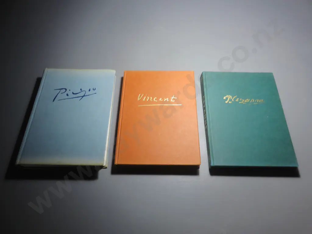 Trio of hard backed vintage art books Image 1++