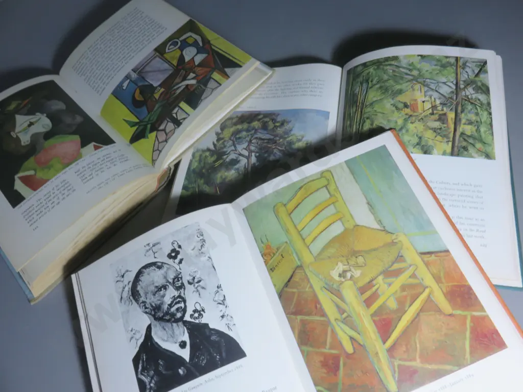 Trio of hard backed vintage art books Image 1++