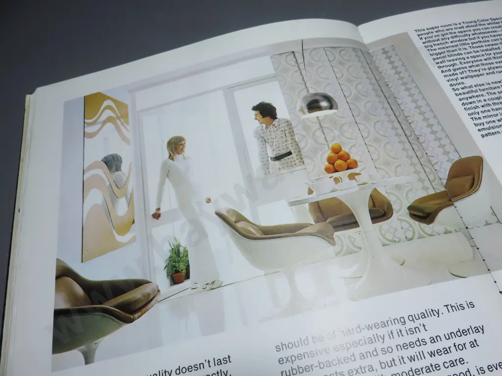 1974 How to live in style Image 1++