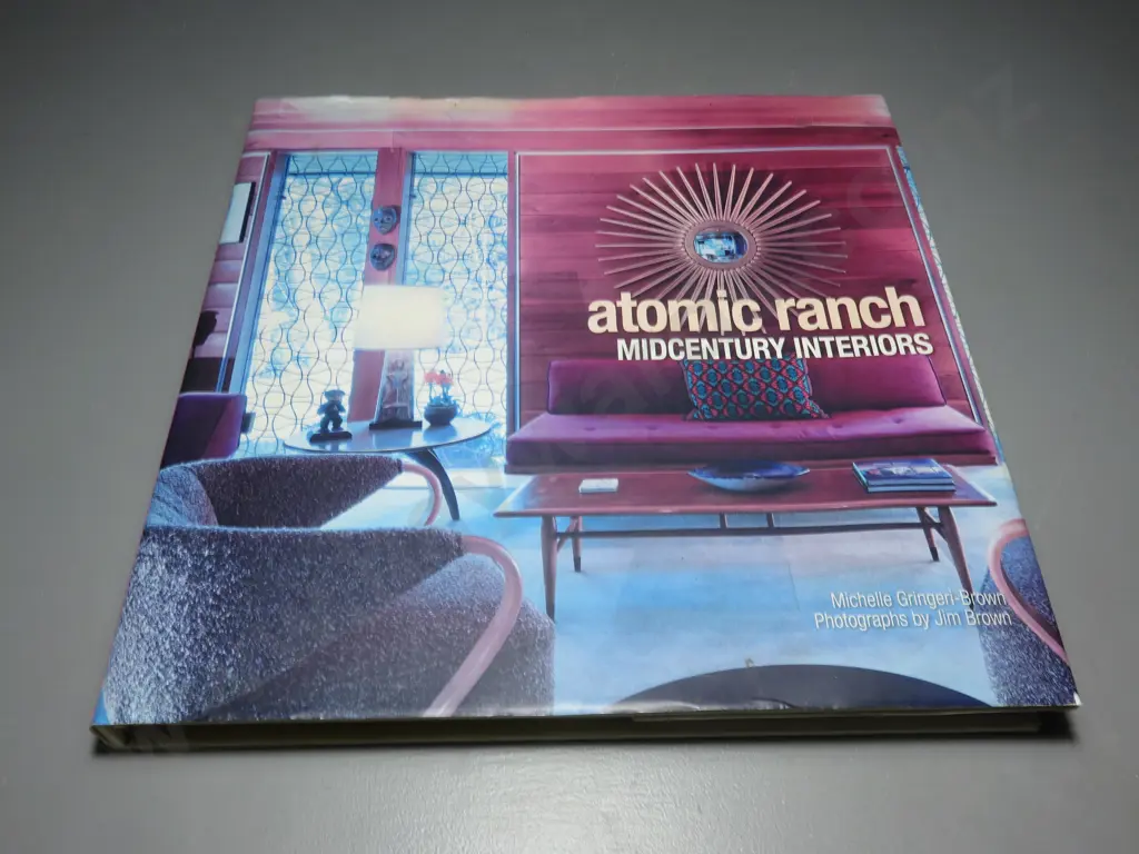 Atomic Ranch. Mid Century Interiors Image 1++
