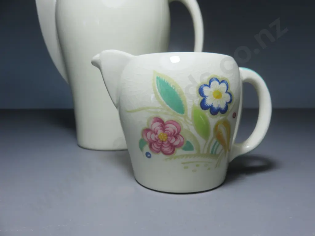 Susie Cooper art deco Coffee / Teapot with milk jug Image 1++