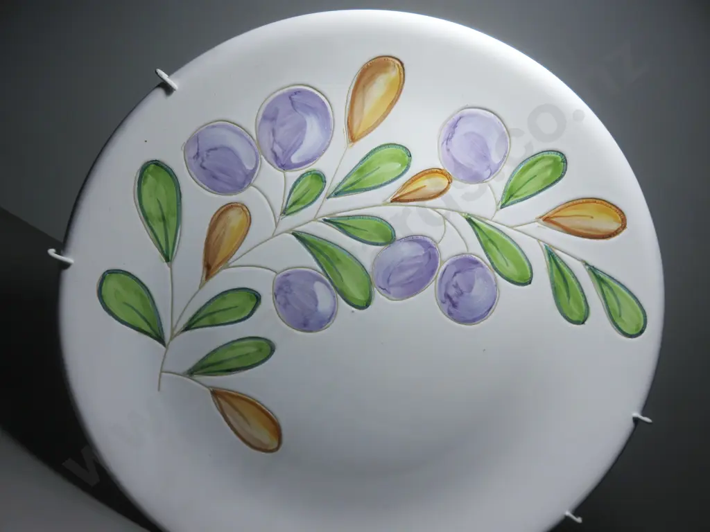 Large vintage Italian wall platter Image 1++