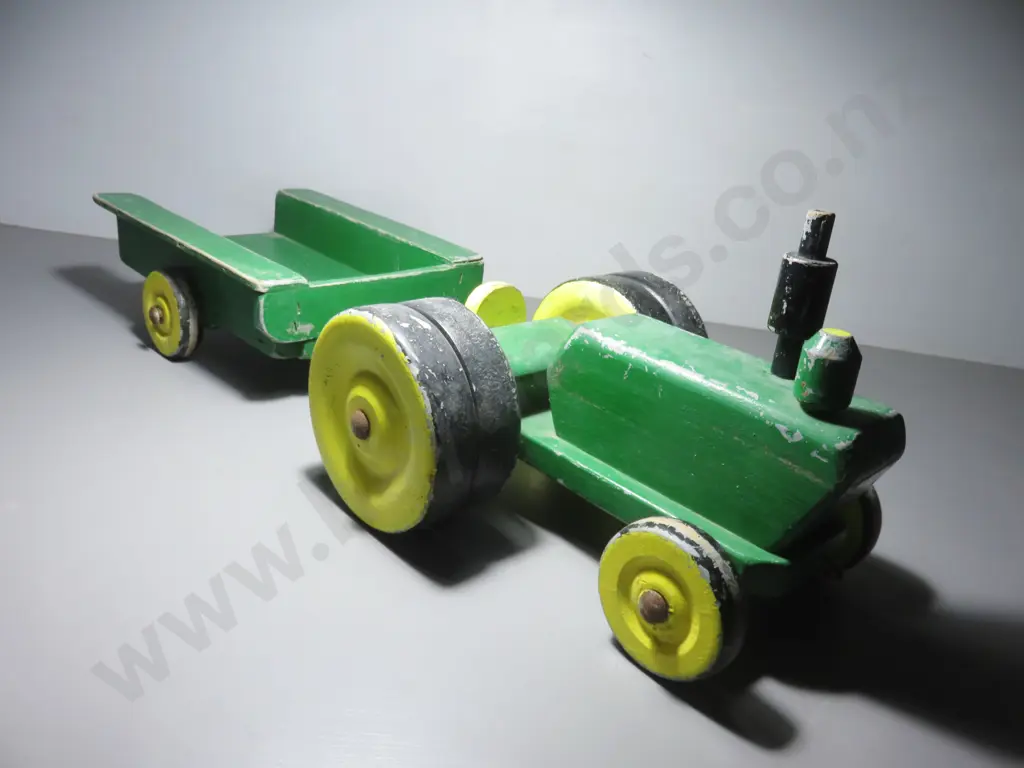 Vintage folk art tractor and trailer Image 1++