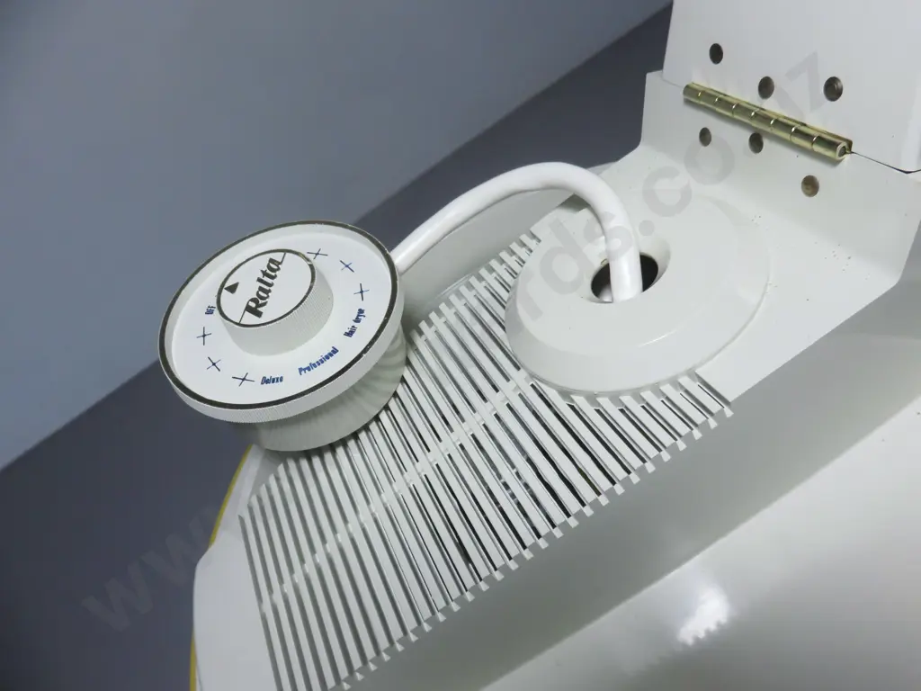 Large vintage Ralta hair Dryer Image 1++