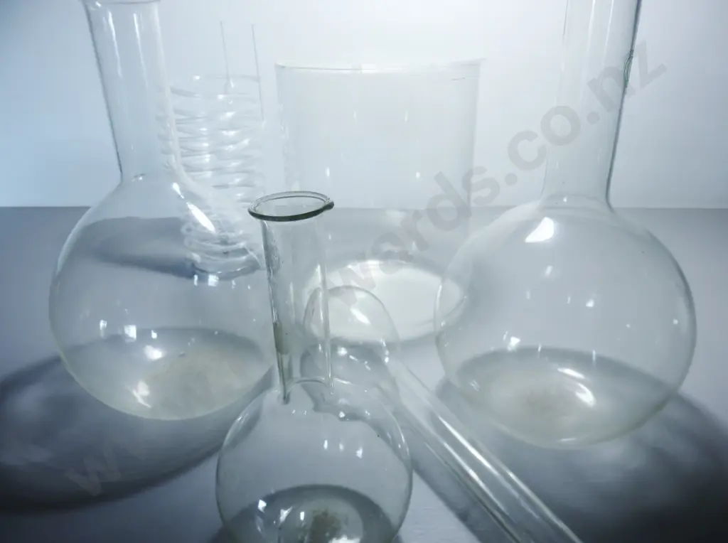 Collection of vintage Laboratory equipment Image 1++