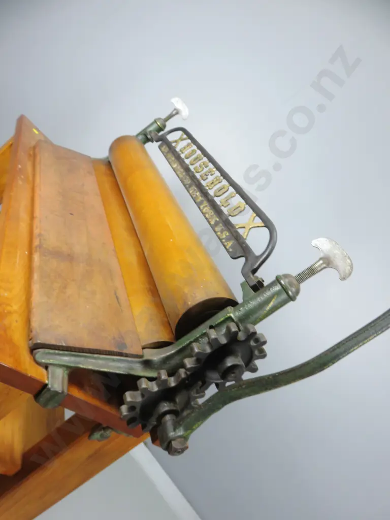 AM. Wringer and Co. New York U.S.A Oversized Mangle Image 1++