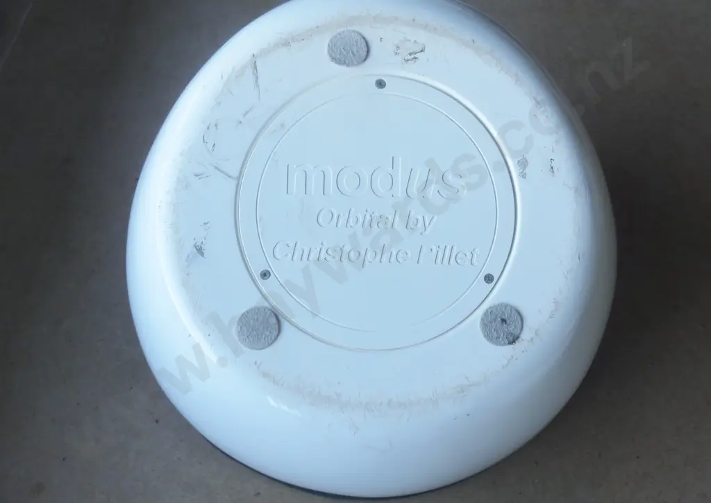 Vintage “space age” Christophe Pillet designed “Orbital” chair for Modus Image 1++