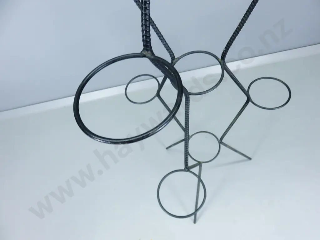 Large multi hoop metal plant stand Image 1++