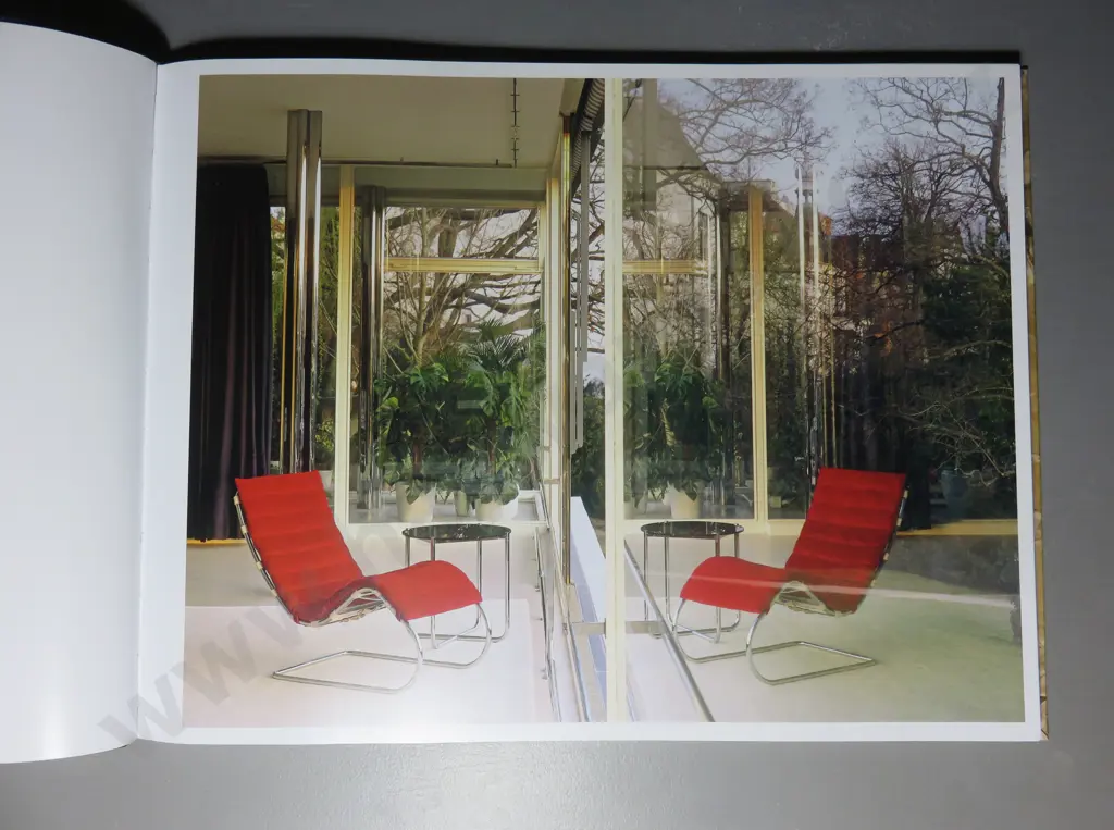 Architectural book “Vila Tugendhat” Image 1++