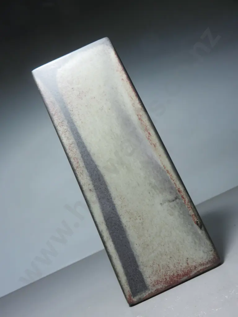 Mid-century rectangular vase from the German studio of Silberdistel Image 1++