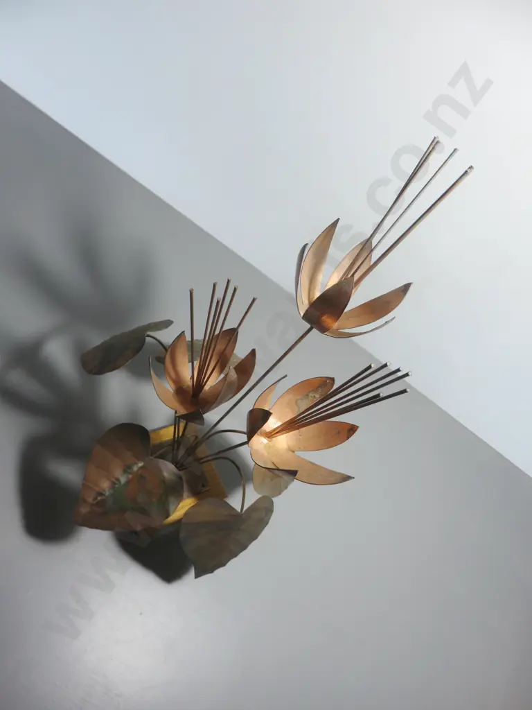 Mid-century Copper / brass floral table decoration Image 1++