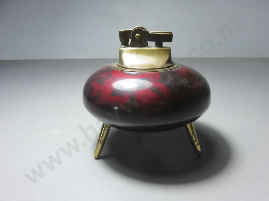 Vintage atomic “sputnik” desk top lighter Image 1++