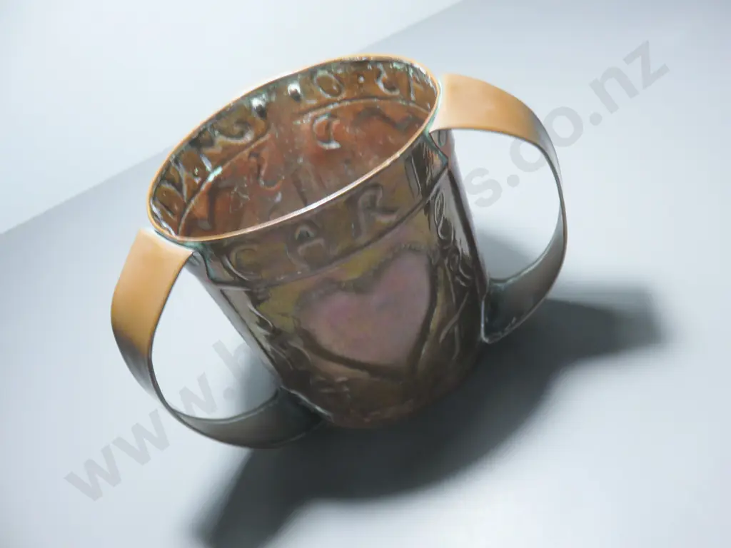 Important copper art nouveau / arts and crafts wedding / loving cup Image 1++