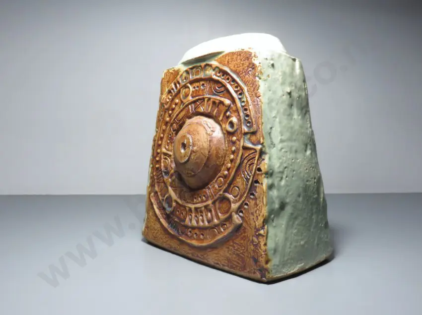 Early English freeform stoneware vase by the English ceramicist Bernard rooke Image 1++