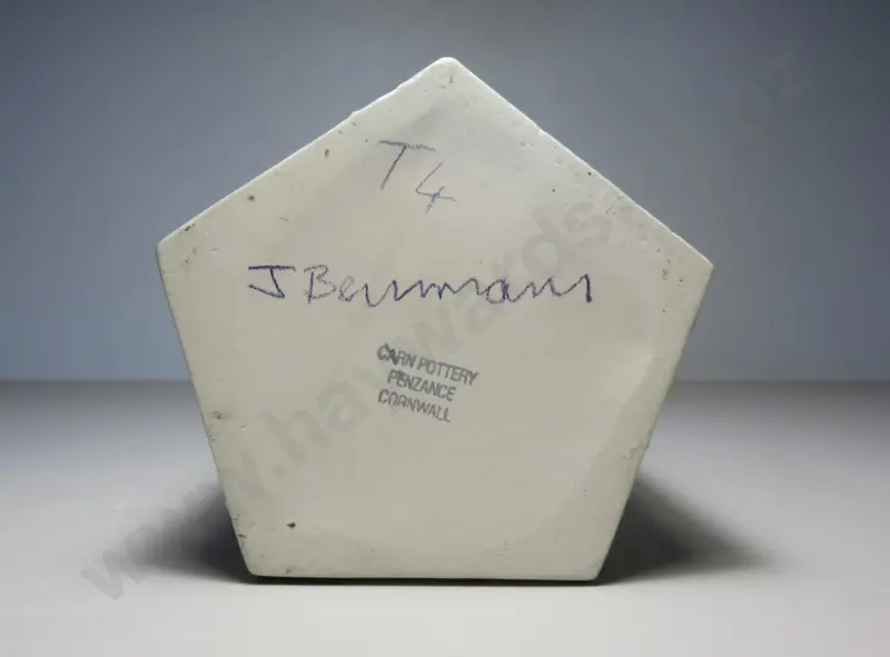 Carn pottery of Cornwall Pentagonal studio vase Image 1++