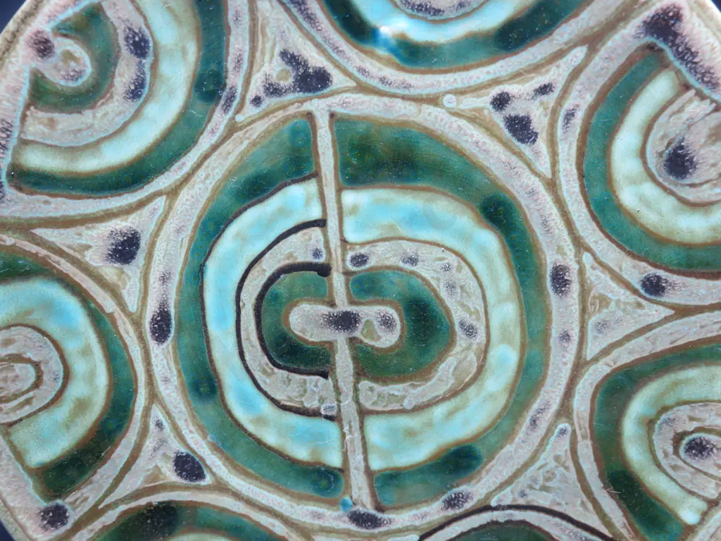 Superb early Poole Pottery Delphis Charger Image 1++