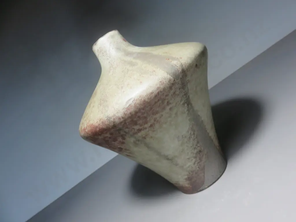 Mid-century vase from the German studio of Silberdistel Image 1++