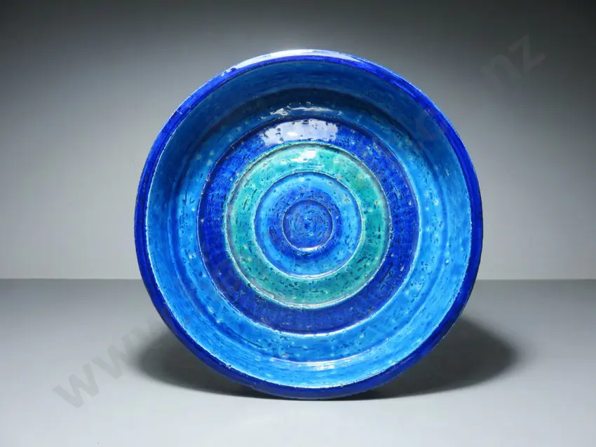 Period striped circular open pottery bowl from the Italian studio of Bitossi


 Image 1++