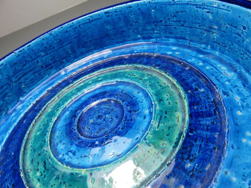 Period striped circular open pottery bowl from the Italian studio of Bitossi


 Image 1++