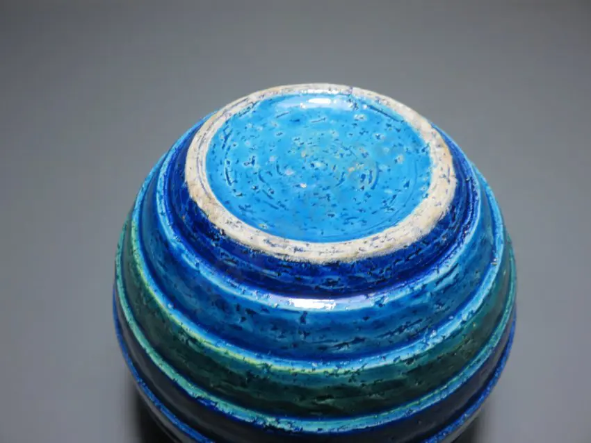 Period striped orb like pottery vase from the Italian studio of Bitossi Image 1++