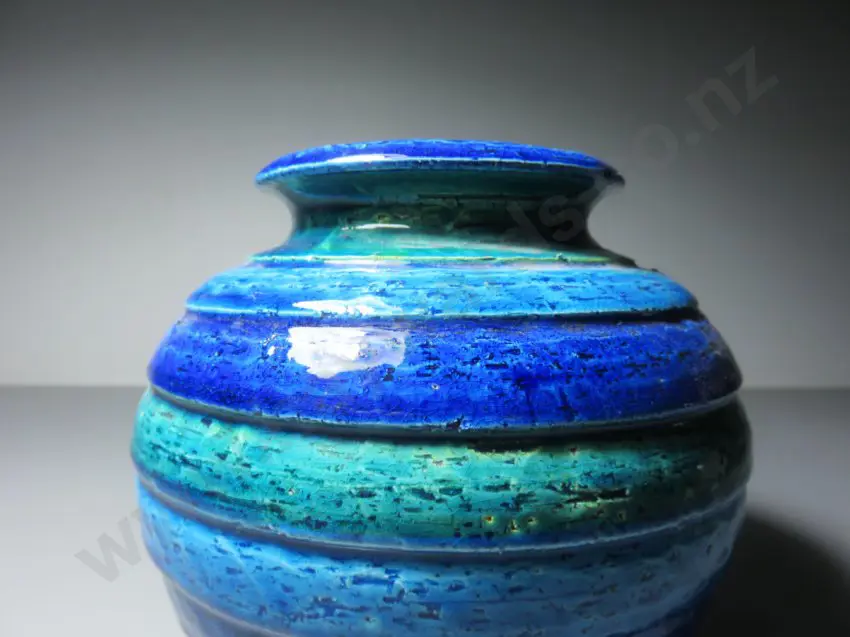 Period striped orb like pottery vase from the Italian studio of Bitossi Image 1++