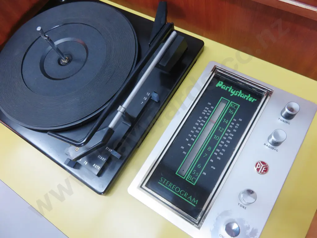 Mid 1960’s Pye “Partystarter” Record Player and Radio Image 1++