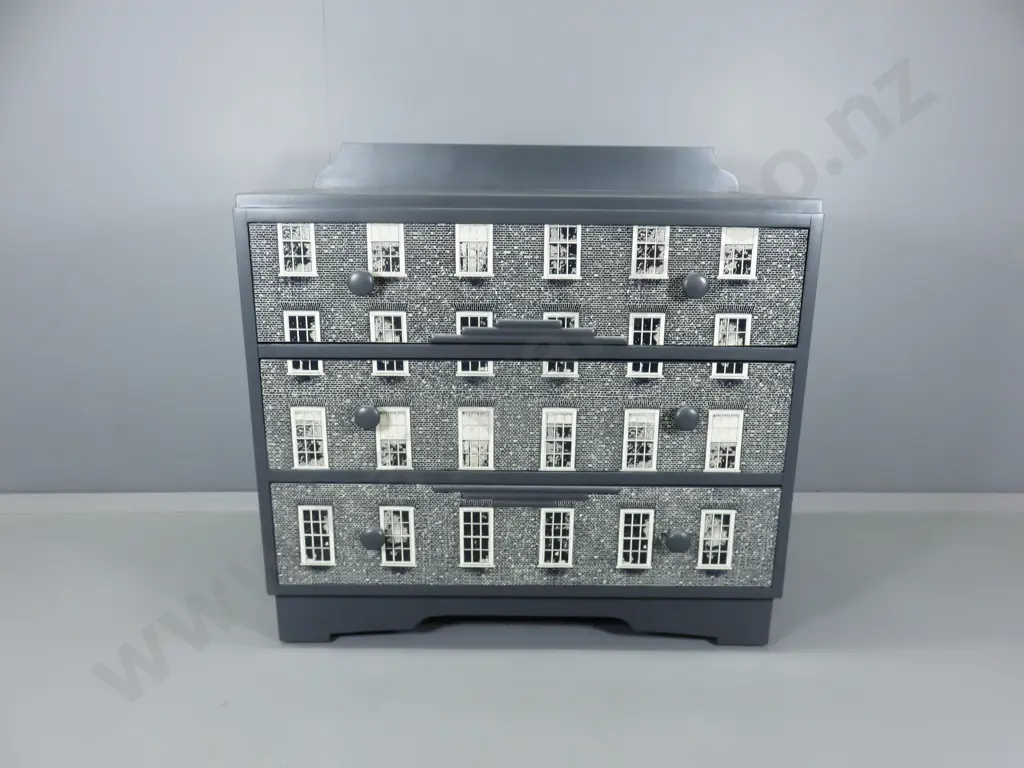 Upcycled mid-century drawers Image 1++