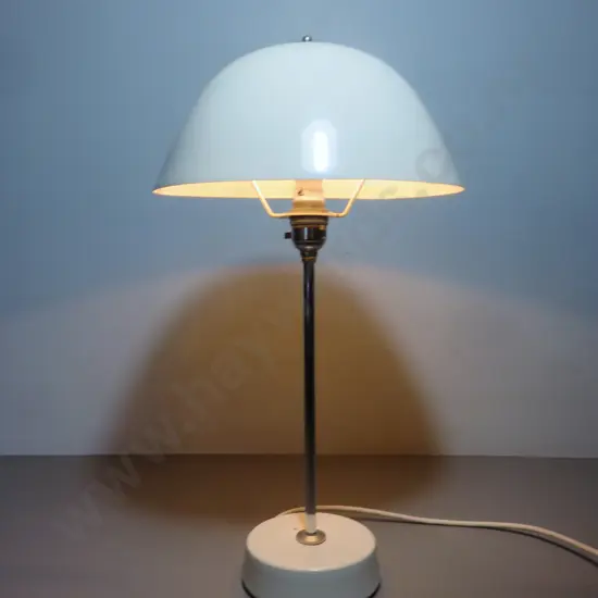 White 1960’s mushroom lamp
